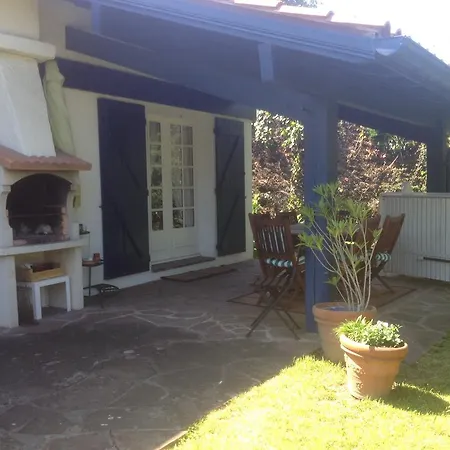 Villa Maison Et Jardin Au Centre Du Village
